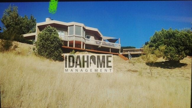 Building Photo - 1045 Sagewood Pl