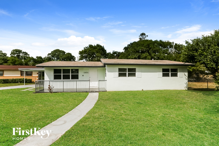 Primary Photo - 1101 NW 18th St