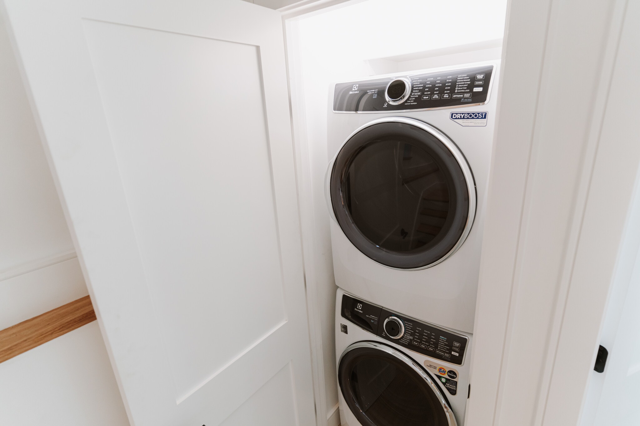 Building Photo - 5 Thurston St