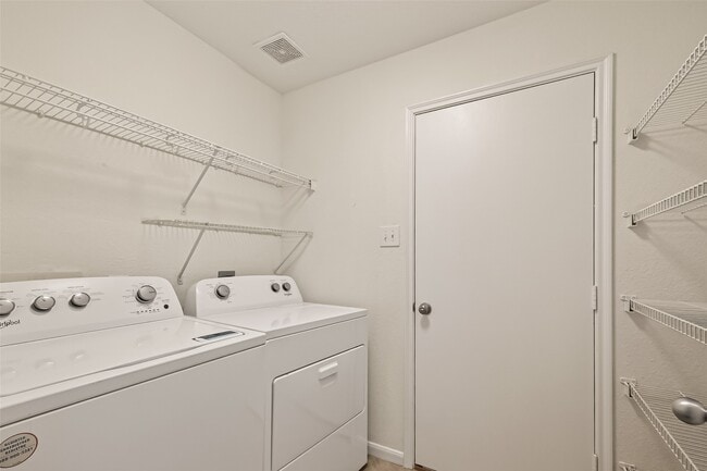 Building Photo - 4719 Silver Spruce Ln