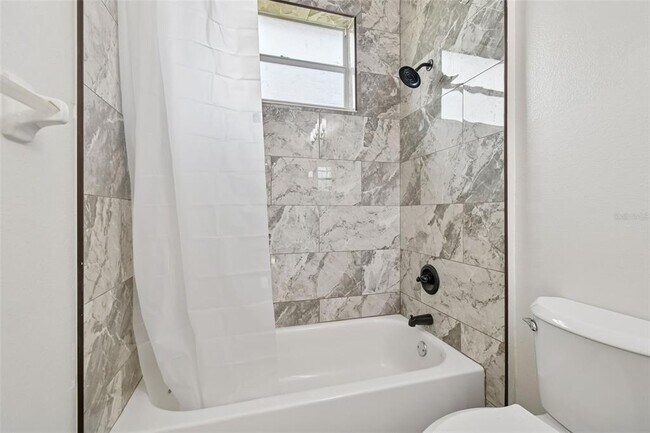 Building Photo - 3311 Stonebridge Trail