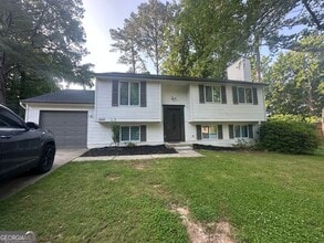 Building Photo - 2205 Mill Wood Ct NW