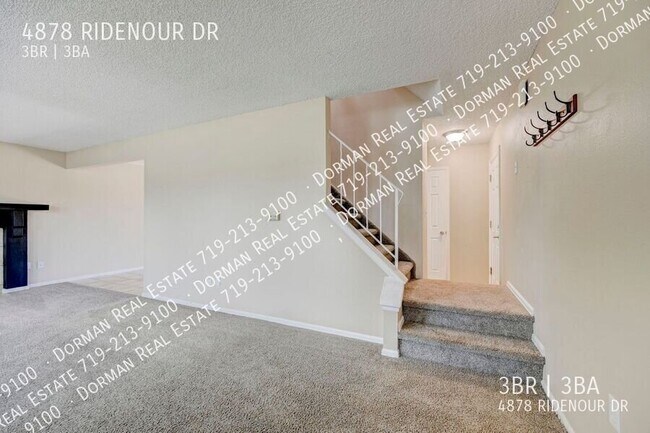 Building Photo - 4878 Ridenour Dr