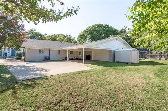 Building Photo - 4217 Dawn Dr