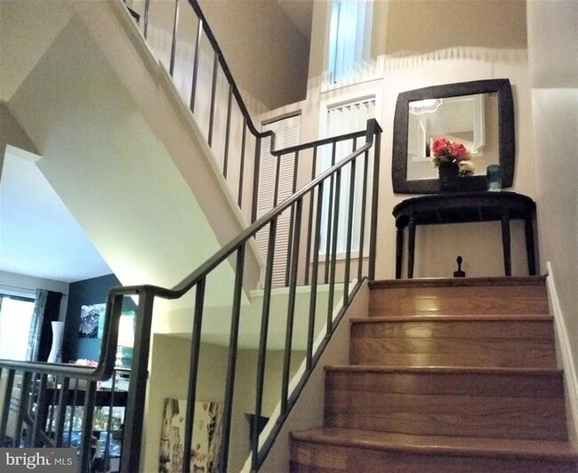 Building Photo - 18745 Pier Point Pl