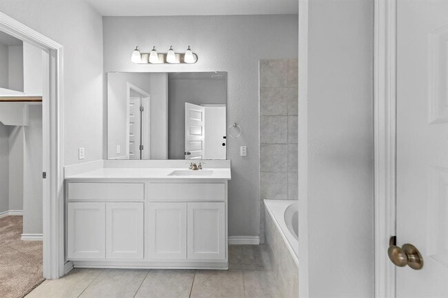Building Photo - 316 Ancellotta Wy