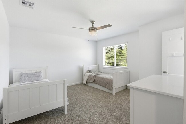 Building Photo - 14280 Big Bnd Dr