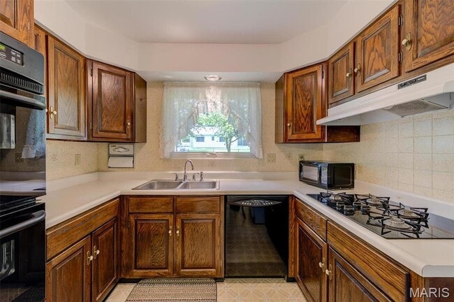 Building Photo - 1853 Burlewood Dr