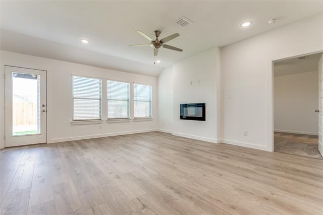 Building Photo - 4908 Pebblewood Dr
