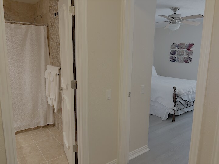 Guest Bedroom/Bathroom view from Hallway - 6508 McCormick Ranch Ct