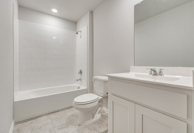 Building Photo - 5808 Piedrosa Ct