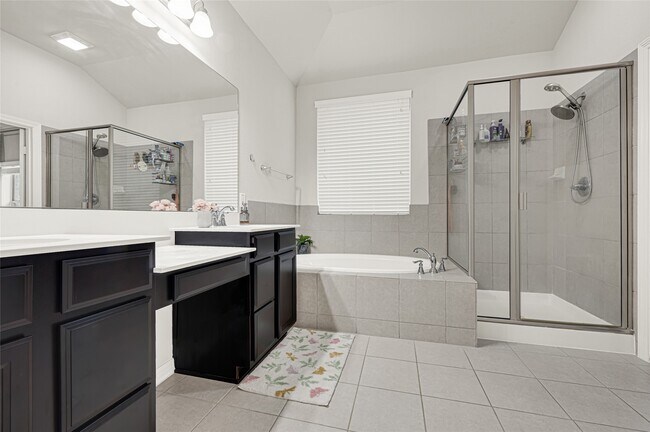Building Photo - 5522 Little Creek Ct