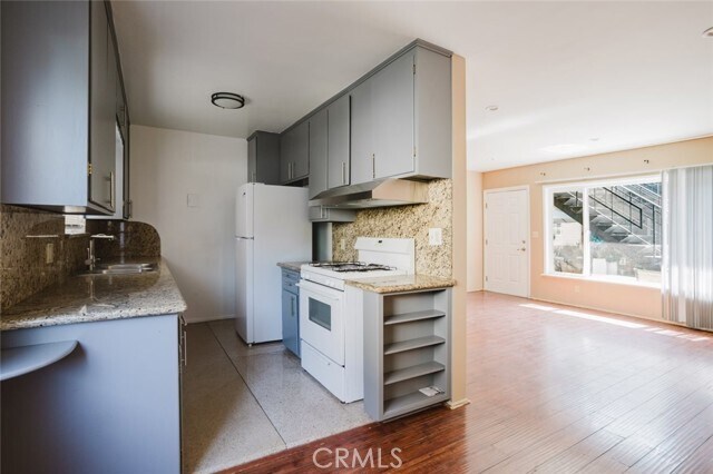 Building Photo - 3131 Perlita Ave