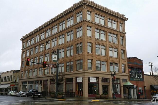 Primary Photo - Commerce Building