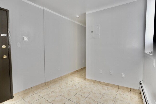 Building Photo - 4901 Murphy Pl