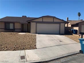 Building Photo - 3941 Avocado Dr