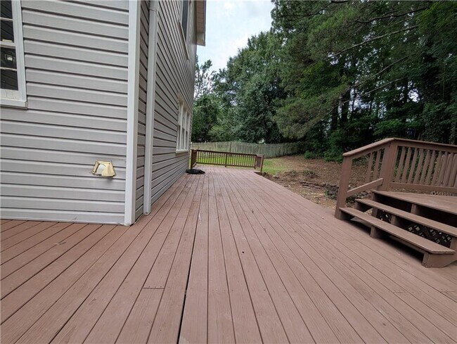 Building Photo - 443 Cricket Ridge Ct
