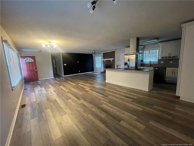 Building Photo - 7183 Largo Pl