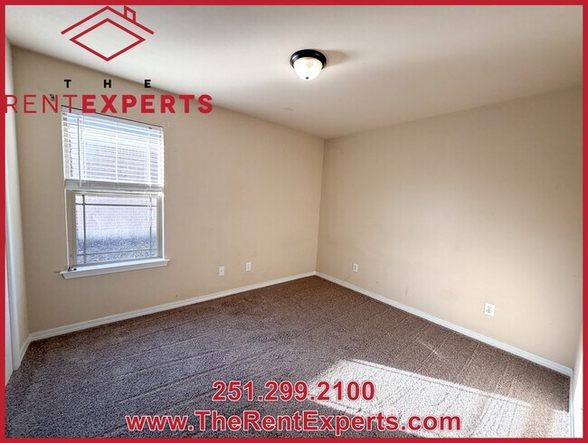 Building Photo - 9638 Estate Dr