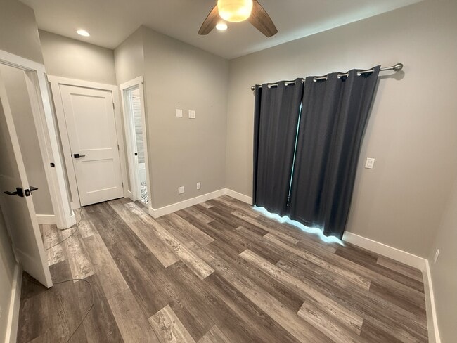 Building Photo - 5202 Tucson Cir