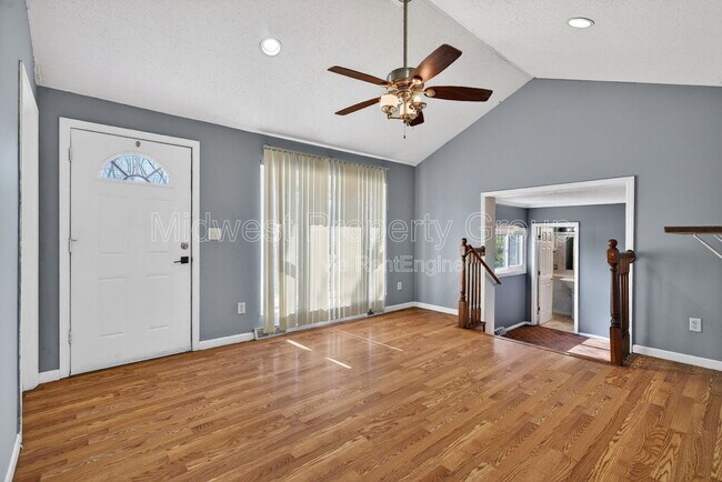 Building Photo - 153 Bascom Dr