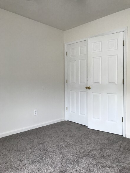 Building Photo - 4128 Otter Creek Dr