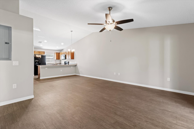 Building Photo - 9276 N Mendoza Way
