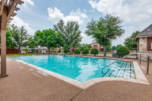 Building Photo - 15858 Durango Dr