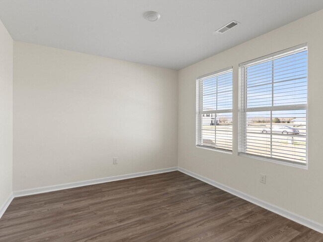 Building Photo - Beautiful New Home for Rent in Owens Cross Roads