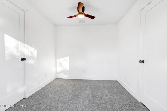 Building Photo - 448 Monmouth Rd