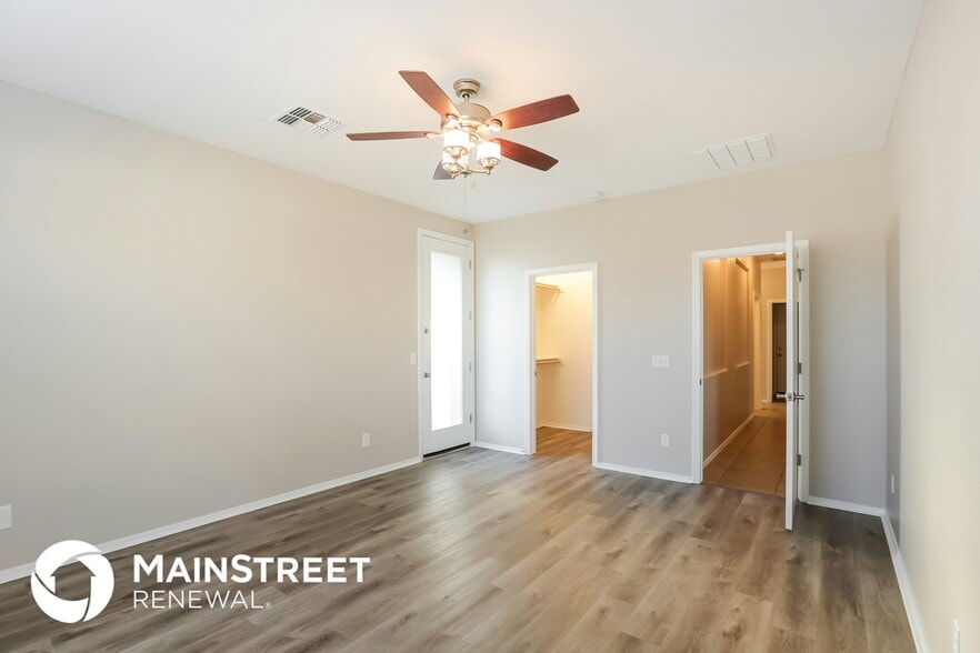 Building Photo - 9908 W Illini St