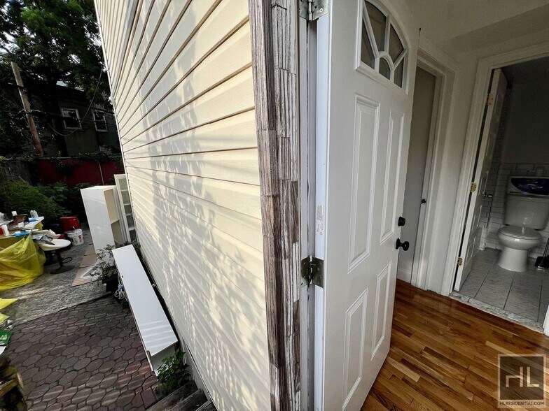 Building Photo - 2BR 2BA Sunny Bedstuy Duplex w/ Backyard By Herbert Von King Park