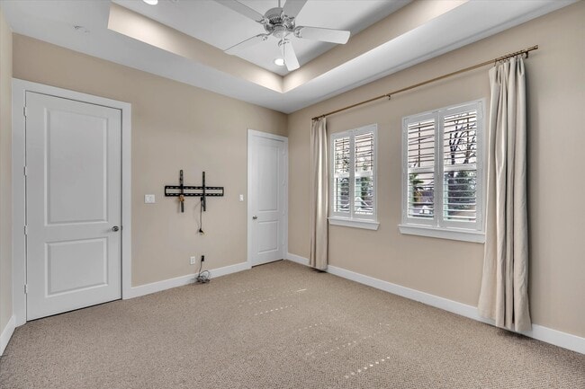 Building Photo - 1715 W 24th St