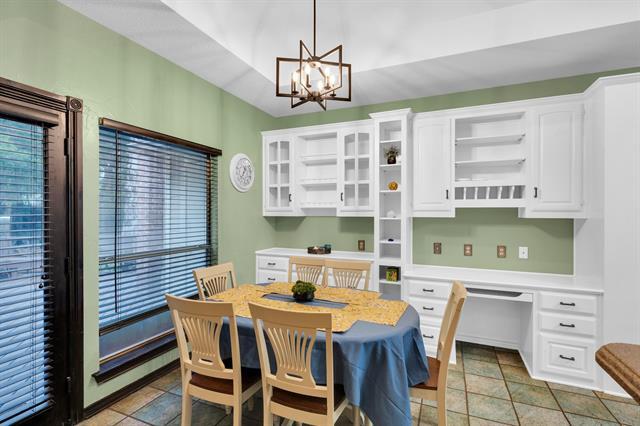 Building Photo - 102 Ridgeway Gap