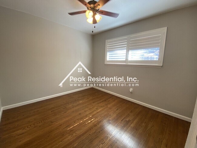 Building Photo - Wonderful  Fair Oaks 3bd/2.5ba Home with R...