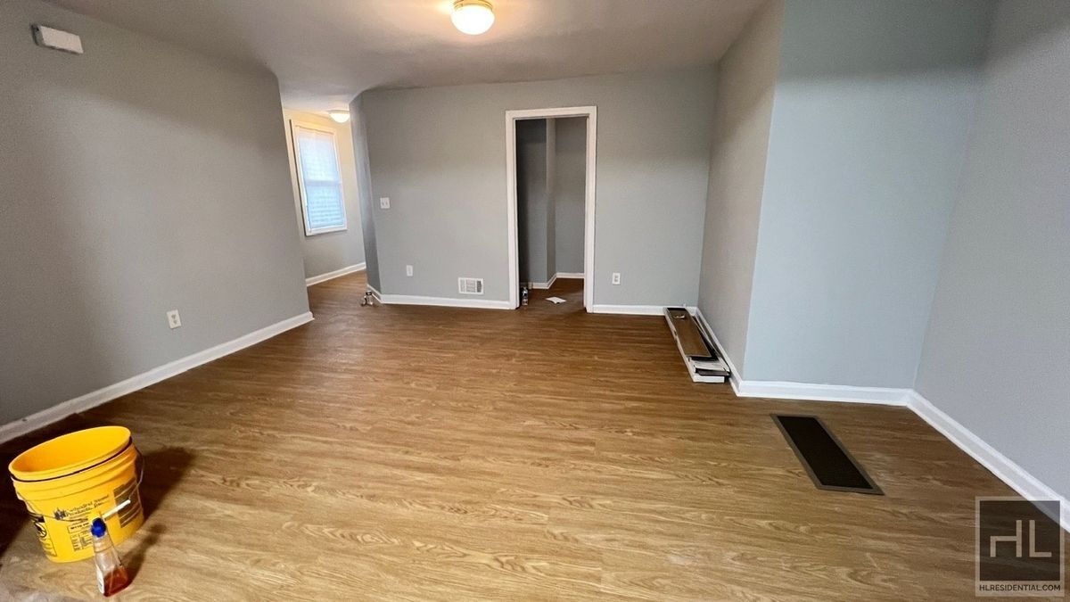 Building Photo - NORTH BURGHER AVENUE