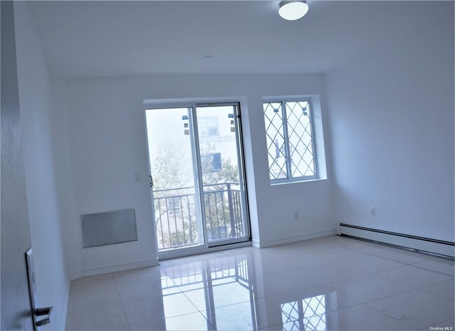 Building Photo - 70-38 Broadway