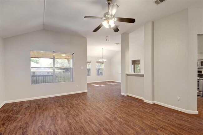 Building Photo - 7509 Spivey Dr