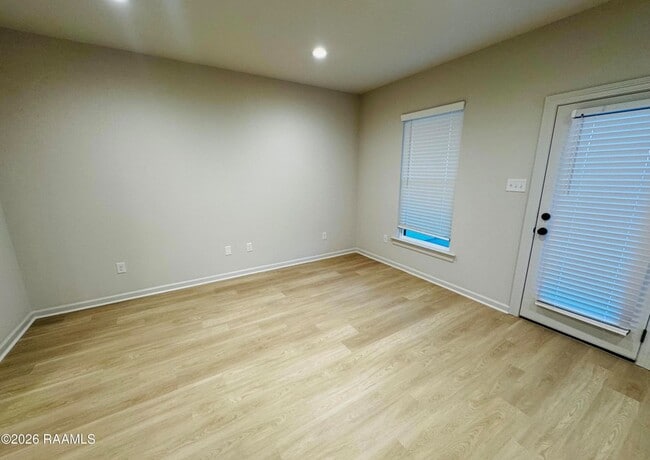 Building Photo - 101 Foster Grove Drive