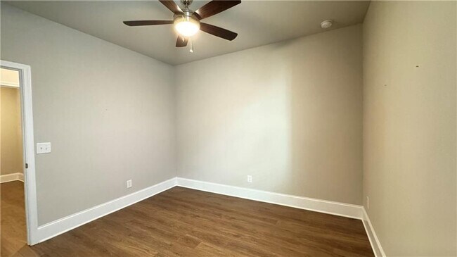 Building Photo - 13040 Deerfield Pkwy