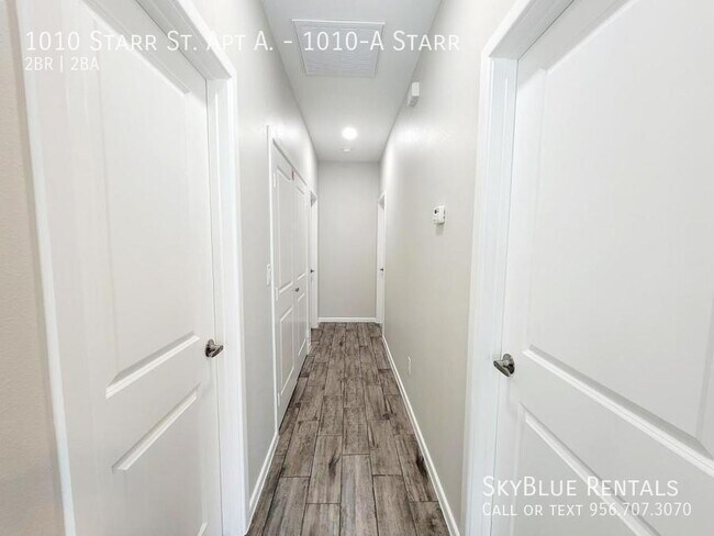 Building Photo - 1010 Starr St