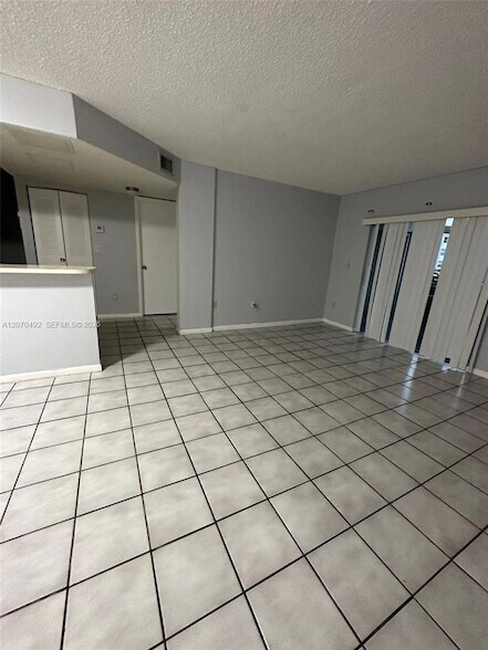 Building Photo - 8600 SW 212th St