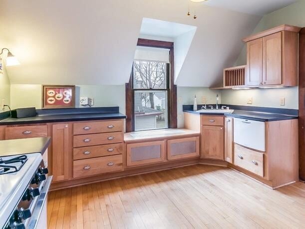 Building Photo - 1432 Williamson St