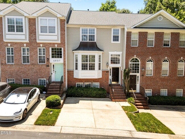 Building Photo - 6809 Middleboro Dr