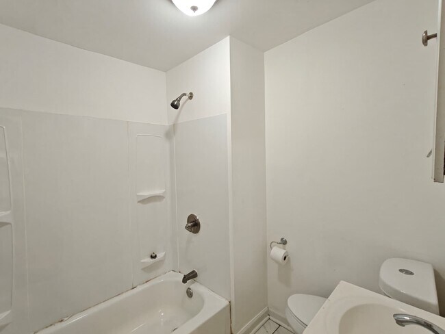 Building Photo - 2623 N Jessup St