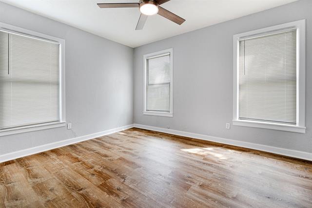 Building Photo - 1906 N Main St