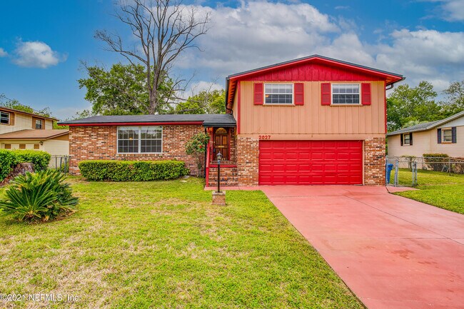 Primary Photo - 2027 Courtney Dr