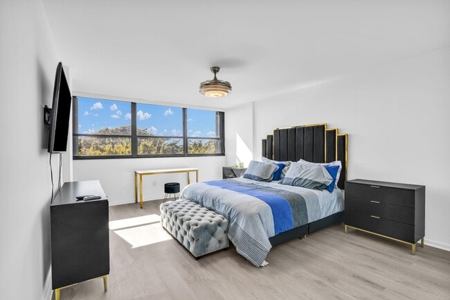 Building Photo - 859 Jeffery St