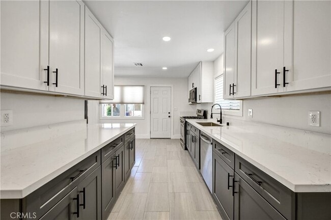 Building Photo - 3948 San Marcos Ave