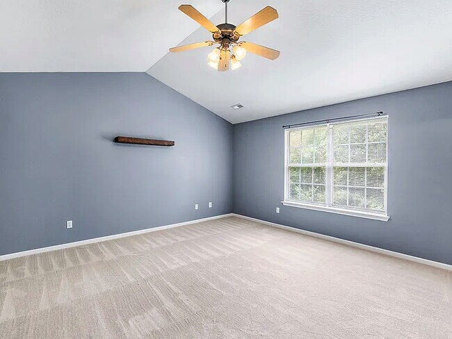 Building Photo - 211 Night Heron Dr